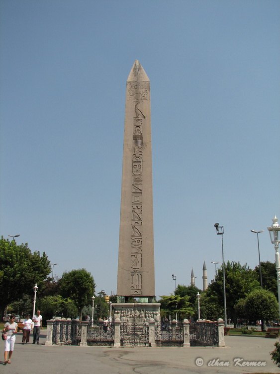 Dikilitaş/Obelisk